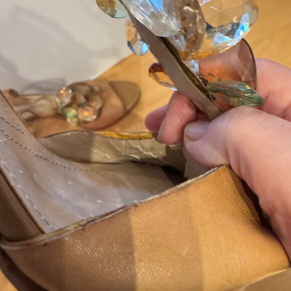 Tahari Treble Jeweled Heels - sz 8.5 - Picture 10 of 10